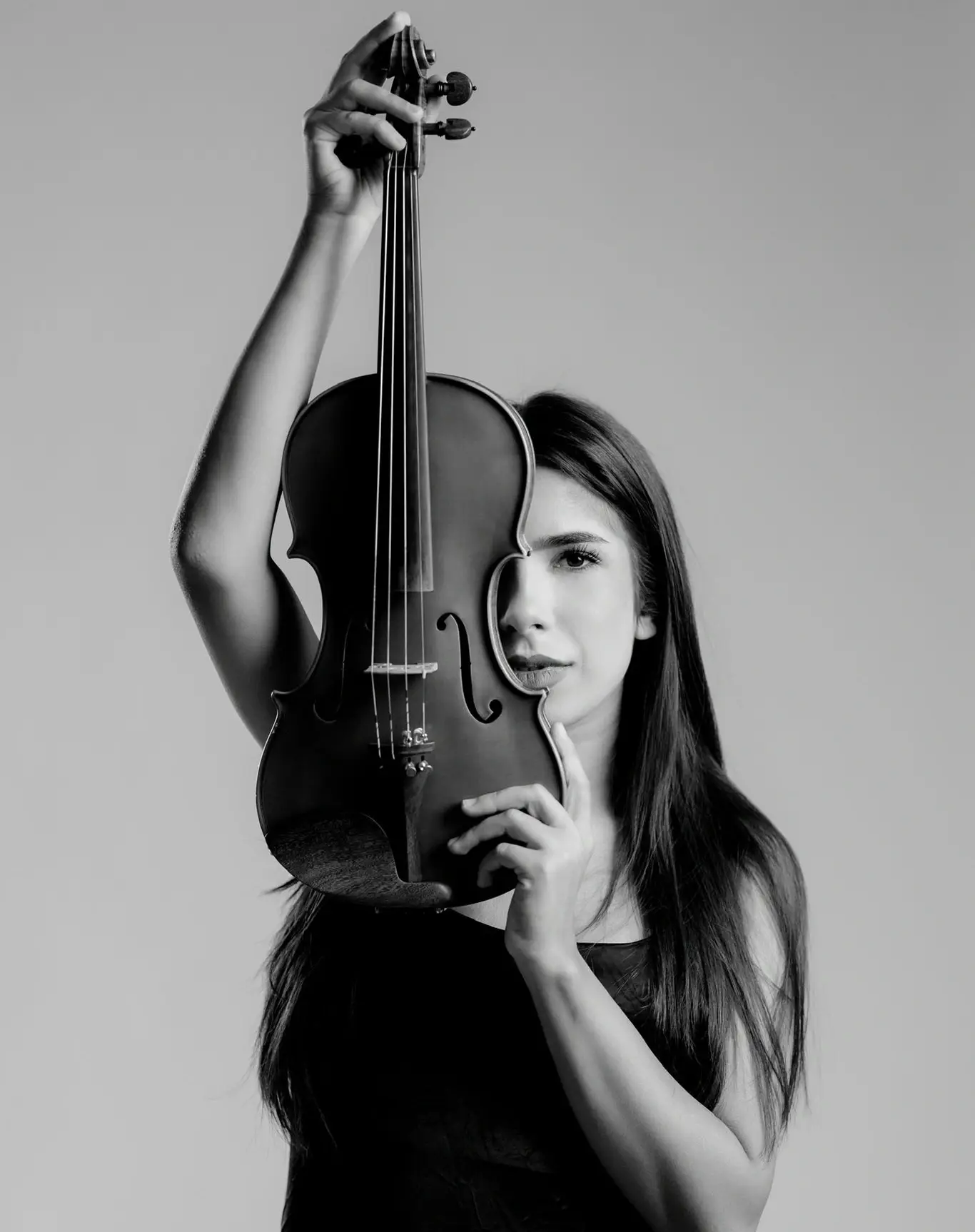 Portret Sara Busuioc