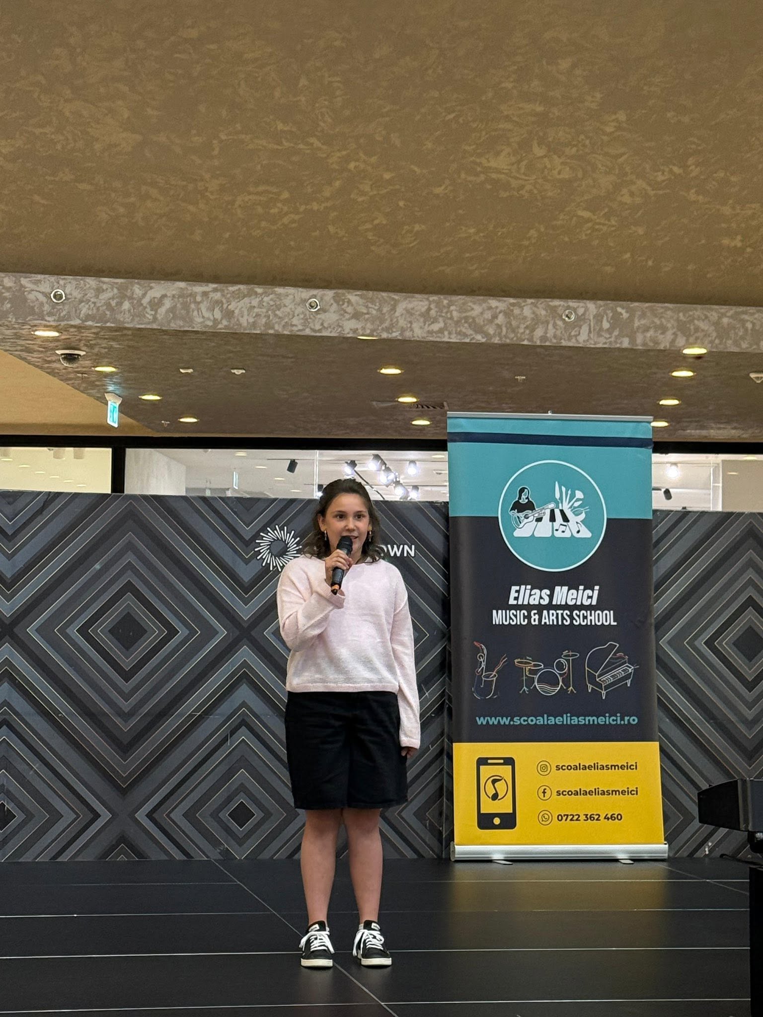 Moment din cadrul Recitalului la Festivalul Artei Florale