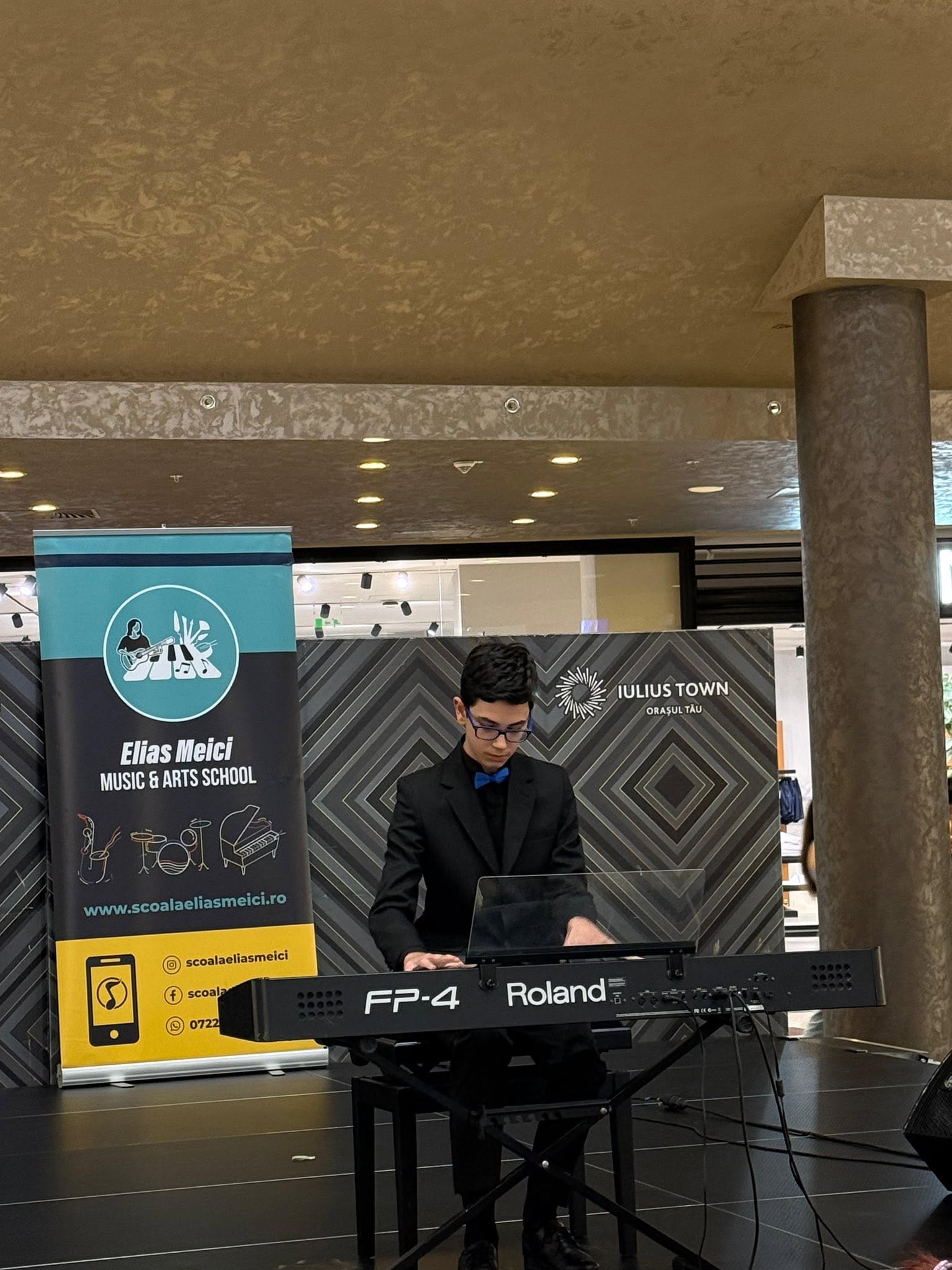 Moment din cadrul Recitalului la Festivalul Artei Florale